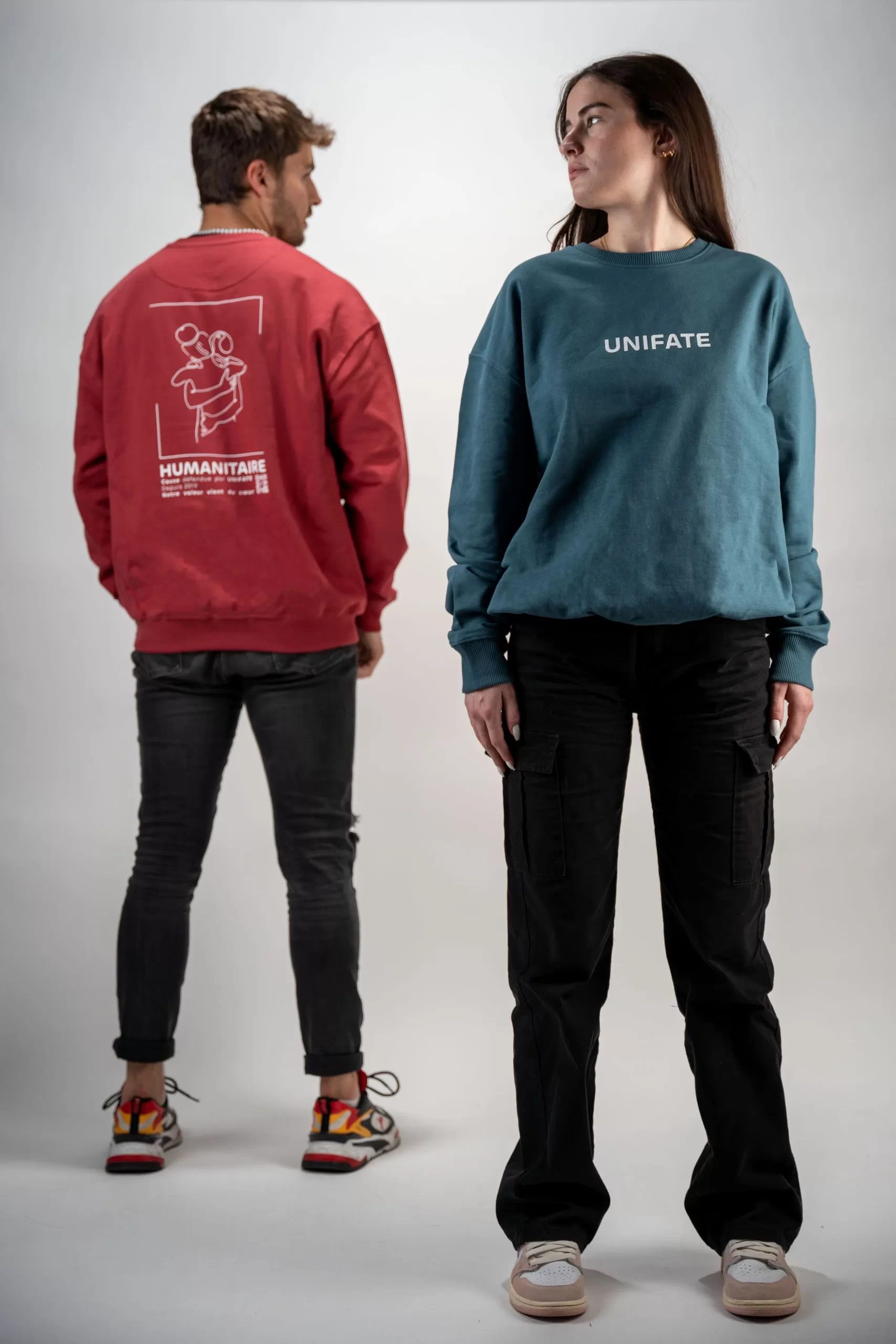 unifate-marque-vetements-bio-rennes-bretagne-nouvelle-collection-2023-sweat-pull-rouge-turquoise